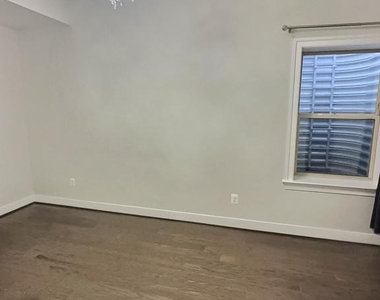 2179 Half Moon Place Ne - Photo Thumbnail 26