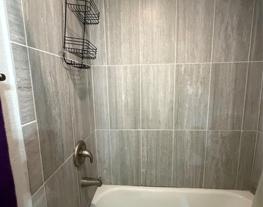 16010 Fitchburg Cir - Photo Thumbnail 11