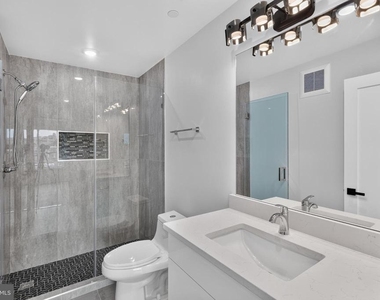 1650 Columbia Road Nw - Photo Thumbnail 5