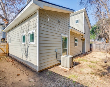 811 Gunter St - Photo Thumbnail 29