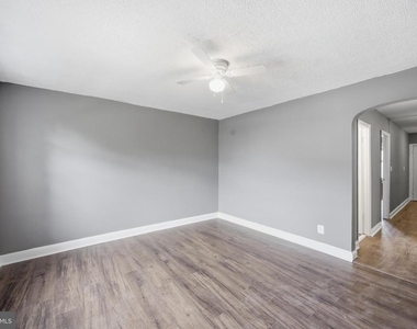 905 19th Street Ne - Photo Thumbnail 6
