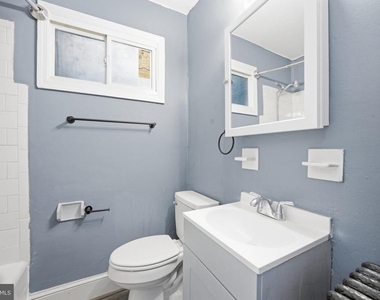 905 19th Street Ne - Photo Thumbnail 7
