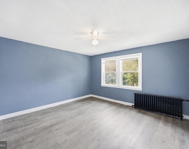 905 19th Street Ne - Photo Thumbnail 1