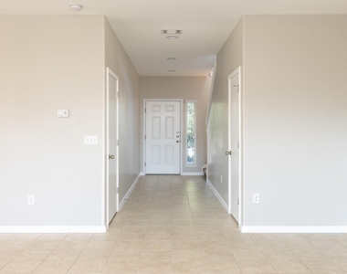 245 Pearl Way - Photo Thumbnail 4