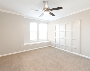 245 Pearl Way - Photo Thumbnail 20