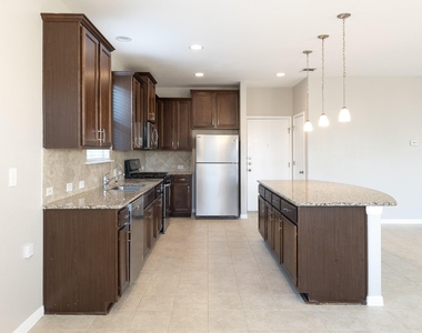 245 Pearl Way - Photo Thumbnail 12