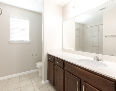 245 Pearl Way - Photo Thumbnail 19