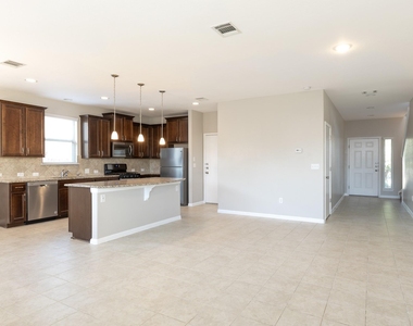 245 Pearl Way - Photo Thumbnail 9