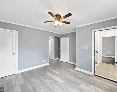 905 19th Street Ne - Photo Thumbnail 2