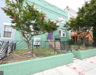 550 Hobart Place Nw - Photo Thumbnail 22