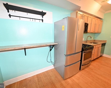 550 Hobart Place Nw - Photo Thumbnail 7
