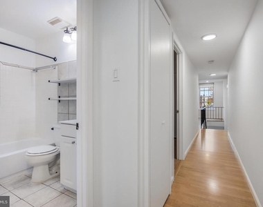 814 11th Street Ne - Photo Thumbnail 16