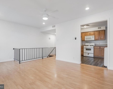 814 11th Street Ne - Photo Thumbnail 7