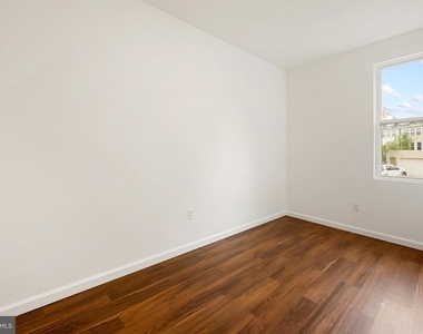 1838 C Street Se - Photo Thumbnail 5