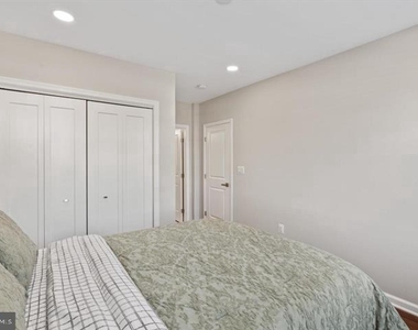 444 Kenyon Street Nw - Photo Thumbnail 17
