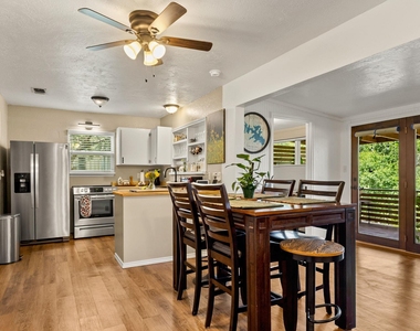 467 Burr Oak Ln - Photo Thumbnail 5