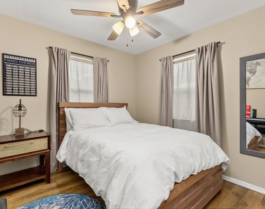 467 Burr Oak Ln - Photo Thumbnail 10
