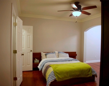 7701 Rialto Blvd - Photo Thumbnail 3