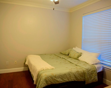 7701 Rialto Blvd - Photo Thumbnail 6