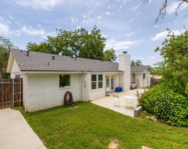 11911 Hornsby St - Photo Thumbnail 6