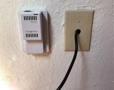 9102 Sanger Dr - Photo Thumbnail 2