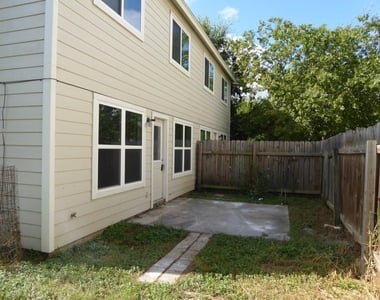 9102 Sanger Dr - Photo Thumbnail 17