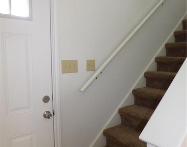 9102 Sanger Dr - Photo Thumbnail 9