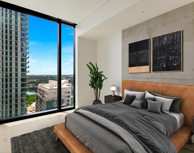 610 Davis St - Photo Thumbnail 2