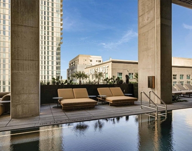 610 Davis St - Photo Thumbnail 29