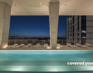 313 W 17th St - Photo Thumbnail 12