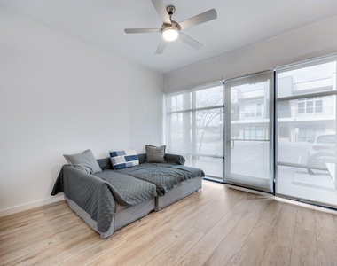 4801 Springdale Rd - Photo Thumbnail 16