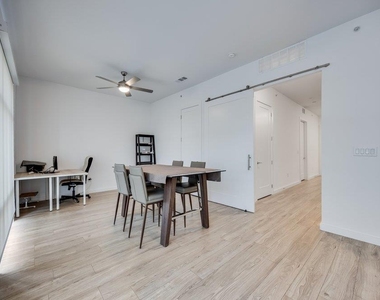 4801 Springdale Rd - Photo Thumbnail 13