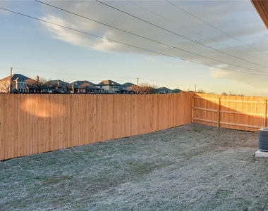 309 Naset Dr - Photo Thumbnail 32