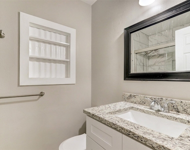 820 Stadium Dr - Photo Thumbnail 21