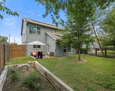 301 W. Stassney Ln - Photo Thumbnail 3