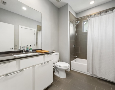 301 W. Stassney Ln - Photo Thumbnail 23