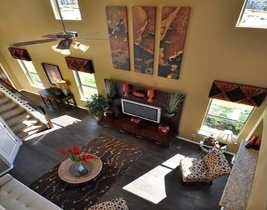 9900 Milla Cir - Photo Thumbnail 8