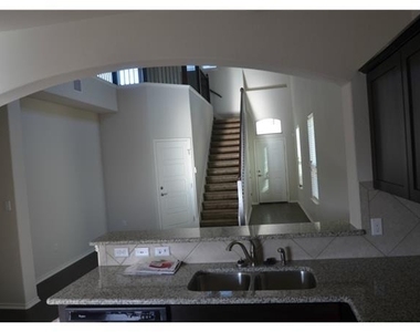 9900 Milla Cir - Photo Thumbnail 3
