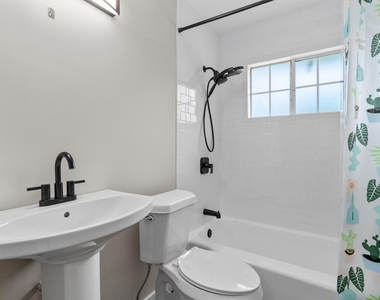 7707 Robalo Rd - Photo Thumbnail 24