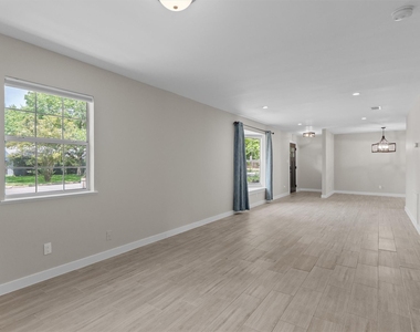 7707 Robalo Rd - Photo Thumbnail 3