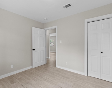 7707 Robalo Rd - Photo Thumbnail 22