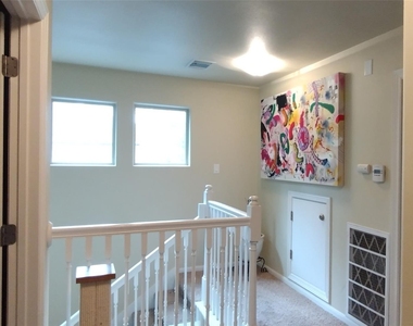 500 Kenniston Dr - Photo Thumbnail 21