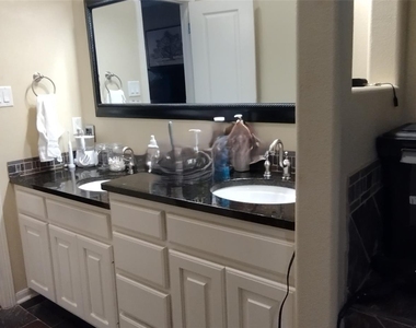 500 Kenniston Dr - Photo Thumbnail 15