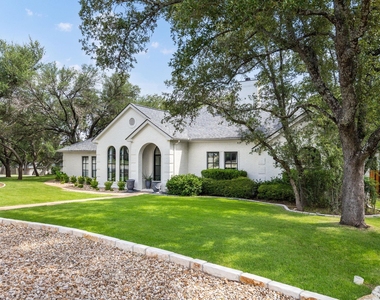301 Copperleaf Rd - Photo Thumbnail 3