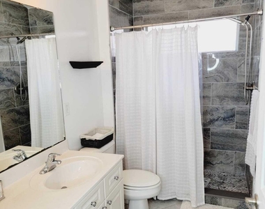 13752 Goodson Place - Photo Thumbnail 11