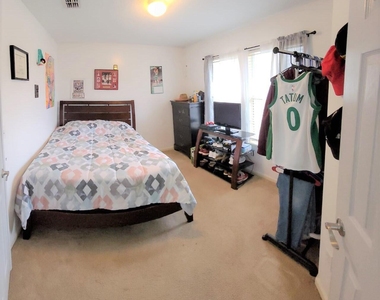 13752 Goodson Place - Photo Thumbnail 10