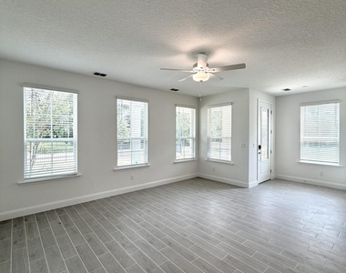 4031 Lingo Lane - Photo Thumbnail 11