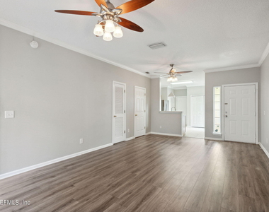 574 Southbranch Drive - Photo Thumbnail 9