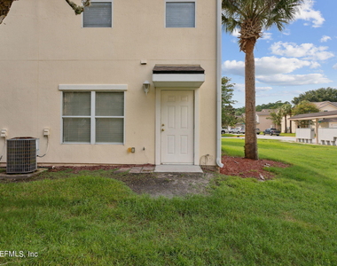574 Southbranch Drive - Photo Thumbnail 4
