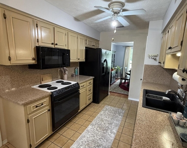 5495 Forrest Drive - Photo Thumbnail 4